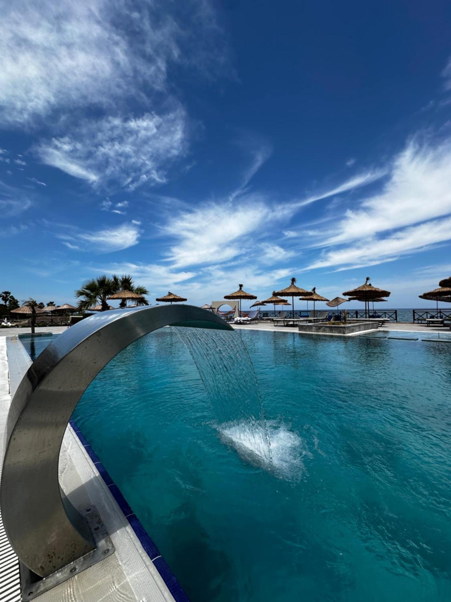 Manolya Hotel Lapithos  Exterior photo